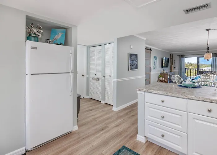 509 Bayshores Yacht Tennis Club Holiday home